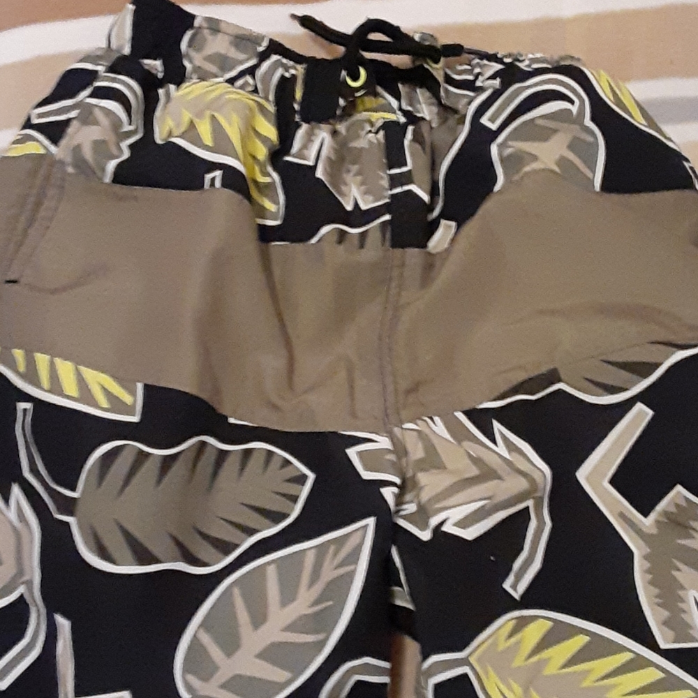 Stella McCartney swimming trunks - Picture 2 of 3